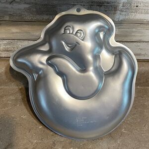 Ghost-Shaped Cake Pan - Silver Wilson